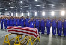 Jenazah Awang Askandar Selamat Tiba Di KLIA, Dijangka Dikebumikan Hari Ini Di Sabah