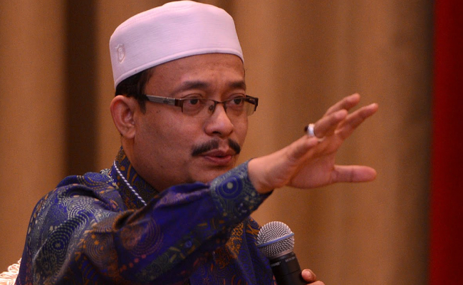 ‘Siapa Kita Ingin Lawan Ketetapan Allah SWT?’ – Ustaz Kazim Tegur Tindakan Label ‘Penyondol’