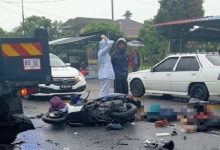 Pasangan Guru Maut, Motor Dinaiki Rempuh Lori Buat Pusingan U