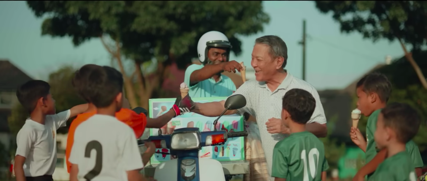 Bestlah Tengok Iklan Merdeka Ni, Semua Menghargai Orang Sekeliling. Rasa Terharu Betul!