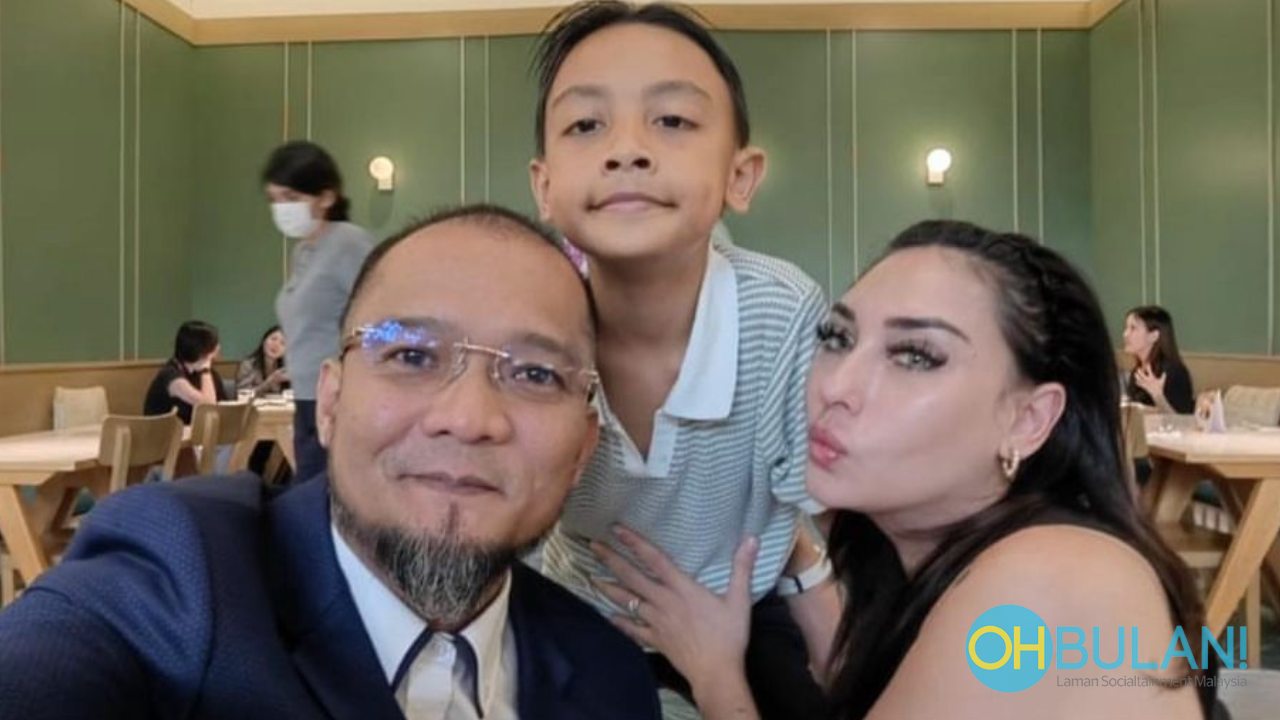 Zarina Anjoulie Mengaku Kembali Bercinta Dengan Bekas Tunang, Beri Amaran Pada Wanita Lain – ‘Duit Dia Untuk Aku Seorang’