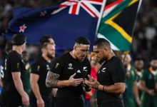 Foto Berdoa Kena ‘Report’ Di Instagram, Sonny Bill Williams Mohon Maaf Jurugambar Malaysia