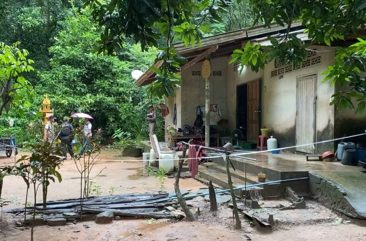 Lelaki Penggal Kepala Jiran, Mayat Ditemui Dalam Ladang Getah