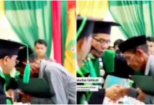 [VIDEO] 3 Kali Tangguh Pengajian Sebab Sakit, Akhirnya Temui Ajal… Bapa Terima Skrol Undang Sebak