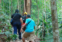 Berjalan Sejauh 12KM Pujuk Murid Kembali Ke Sekolah, Tindakan 3 Guru Ini Dipuji