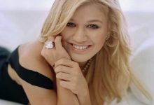 Foto: Gaun Perkahwinan Kelly Clarkson Lebih Sopan?