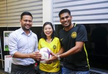 Catat Sejarah Lamaran Pertama Dalam Stadium, FAM Beri Pasangan Kekasih Hadiah Istimewa