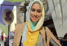 Tiru Gaya Hijab Natasha Hudson