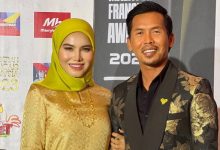 Watie Hanifiah Teruskan Amalan Arwah Siti Sarah, Pakaikan Shuib Stokin Sebelum Pergi Kerja