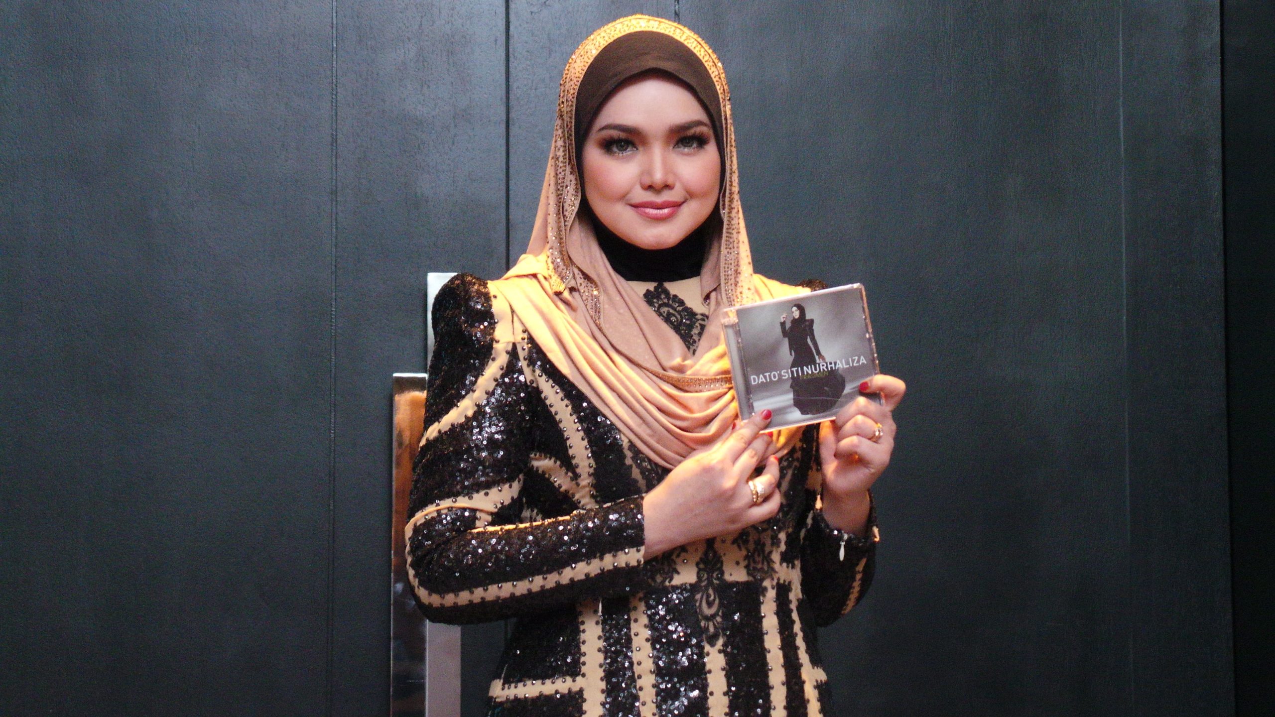 Mengelirukan Orang Lain – Siti Nurhaliza ‘Bising’ Nama Disalah Guna. Peminat Sila Berwaspada OK!