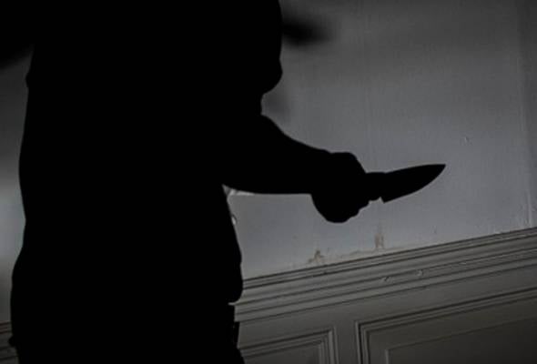 Lelaki Tetak Isteri, Cabul Anak Kandung