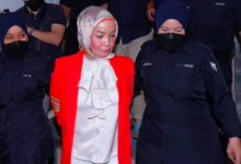 Mak Cik Kemboja, Anak Lelaki Mengaku Tidak Bersalah Hina Melayu