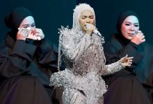 [VIDEO] Aina Abdul Menangis Imbau Kenangan 4 Tahun Jadi Penyanyi Kelab Malam – ‘Saya Hijabis Nyanyi Di Tempat Yang Sajikan Alkohol’