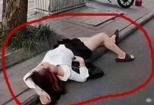 Wanita Kantoi Curang, Baring Atas Jalan Minta Suami Pujuk