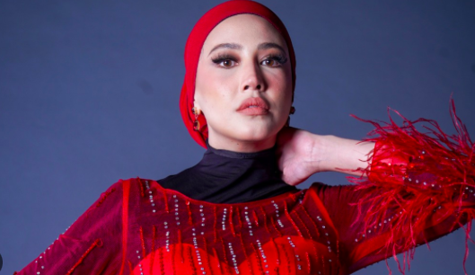 ‘Saya Ada Jumpa Psikiatri..Saya Bukan Depresi, Cuma Stres’ – Fathia Latiff