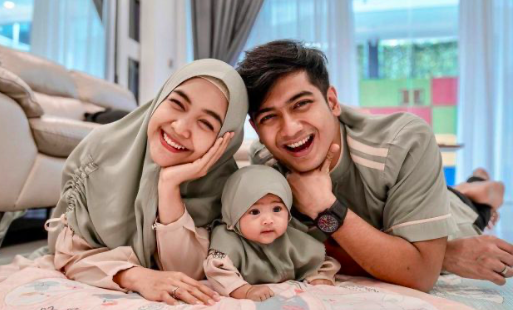 Setahun Tak Tinggal Sebumbung, Youtuber Terkenal Ria Ricis Fail Cerai, Tuntut Nafkah Anak