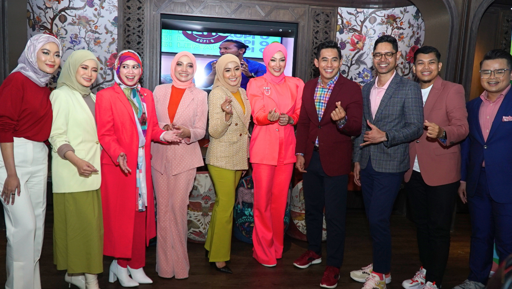 NLKO Kembali Bersiaran Selepas 6 Tahun! Erra Fazira & Heliza Helmi Antara 10 Hos Baharu