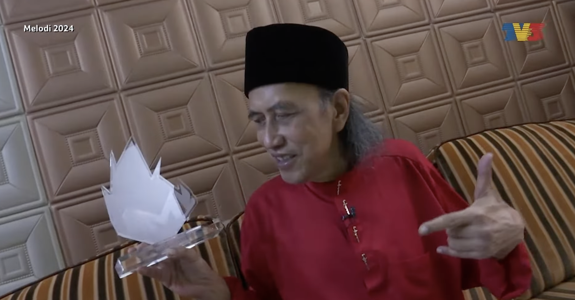 ‘Buat Kerja Kena Ikhlas & Bukan Untuk Orang Sanjung’ – Nas Ahmad Terima Anugerah Ikon Melodi