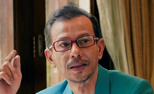 ‘Yang Lantang Sangat, Sila Pindah & Bantu Mereka’ – Azhar Sulaiman Dikecam Hebat, Padam Kenyataan Instagram