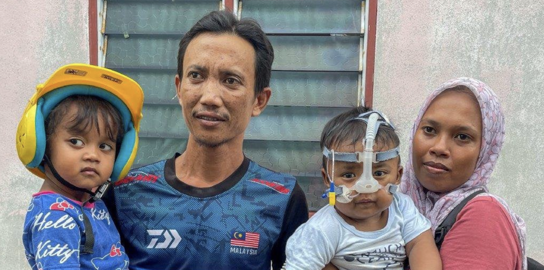 Rezeki Anak Terus Melimpah, Bapa Mohd Aariz Zafran Syukur Tauke Kereta Terpakai Hadiahkan Proton Persona
