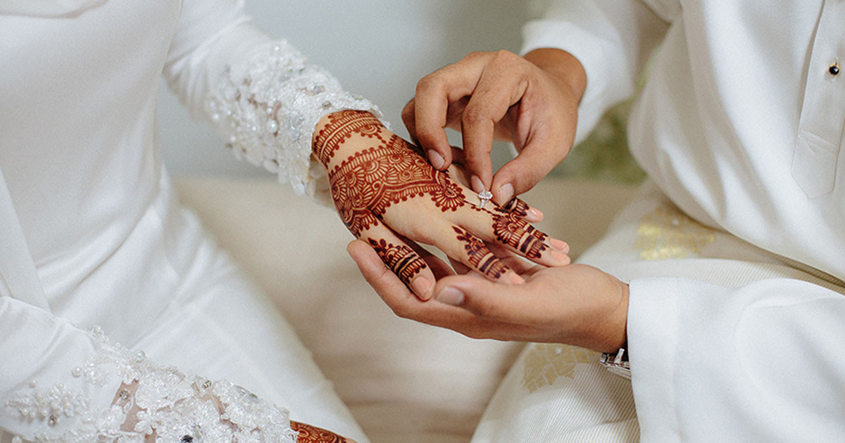 ‘Sebelum Ni Bakal Mentua Letak Hantaran RM14k Tapi Lepas Perdana Menteri Umum Naik Gaji, Diorang Naikkan Jadi RM18k’
