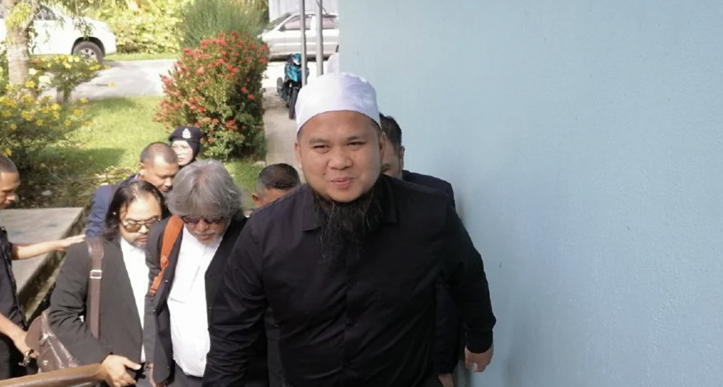 Tuduhan Rogol Mondy Terhadap Ebit Lew Tidak Akan Diteruskan