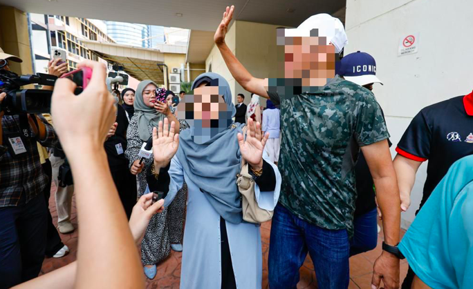 Datuk & Nenek Zayn Rayyan Ditahan Polis