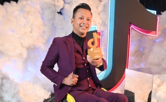 [VIDEO] BraderWheelchair Tak Sangka Terpilih Sebagai ‘Changemaker Of The Year’, Harap Fasiliti Golongan OKU Tidak Dianaktirikan