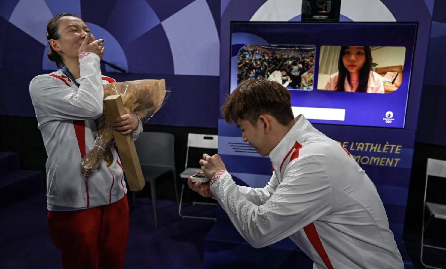 Pemain China Dilamar Kekasih Selepas Rangkul Pingat Emas Di Olimpik Paris