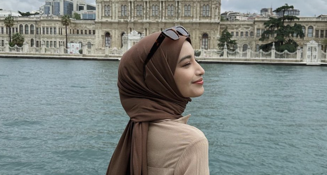 ‘Selamat Lima Tahun Pernikahan Yang Terakhir, Aku Akan Berusaha Kuat Untuk Kebahagiaan Anak’ – Cut Intan Nabila