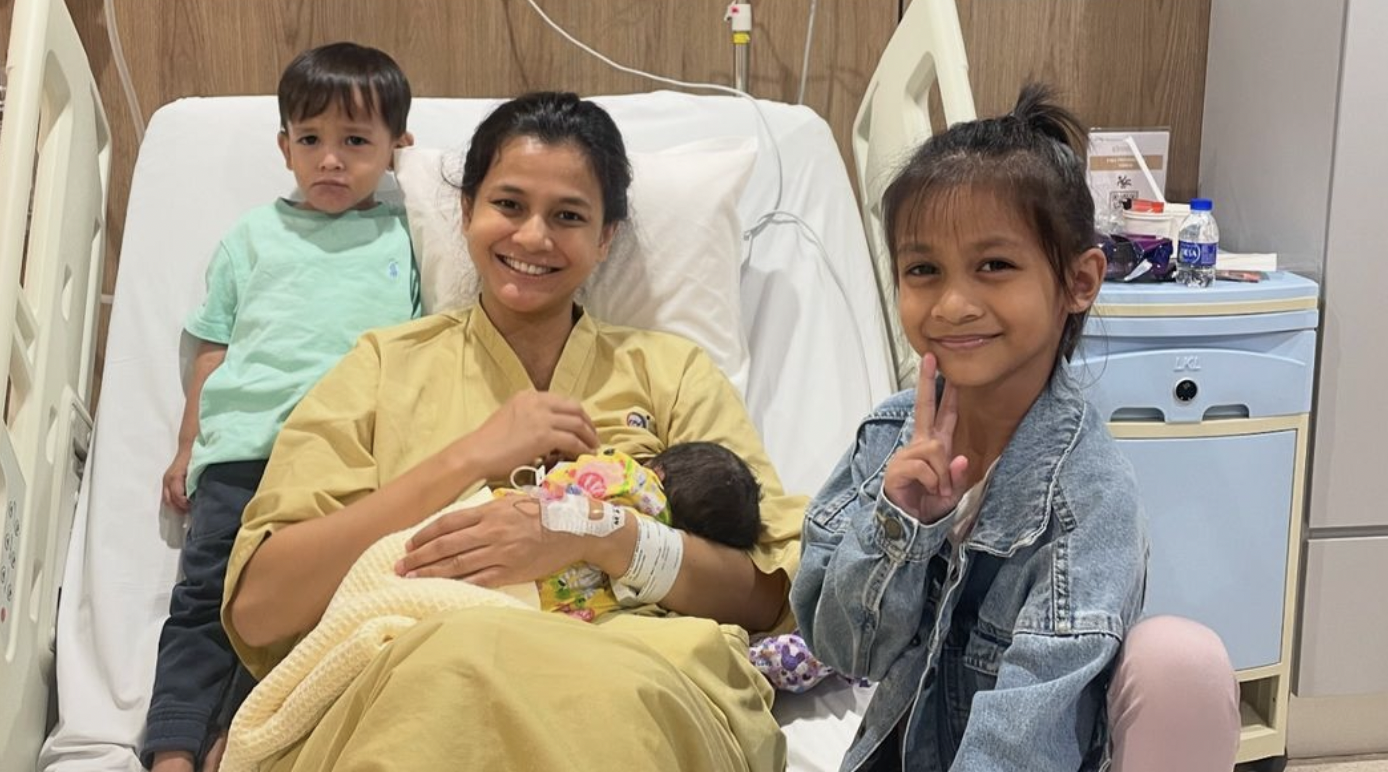 ‘Alhamdulillah, 26 September Bayi Lelaki Kami Selamat Dilahirkan’ – Ezzaty Abdullah