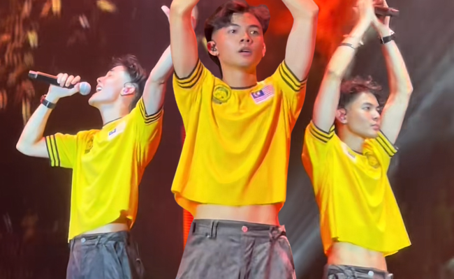 [VIDEO] ‘Handsomenya Iqie Pakai Crop Top’ – Peminat Wanita