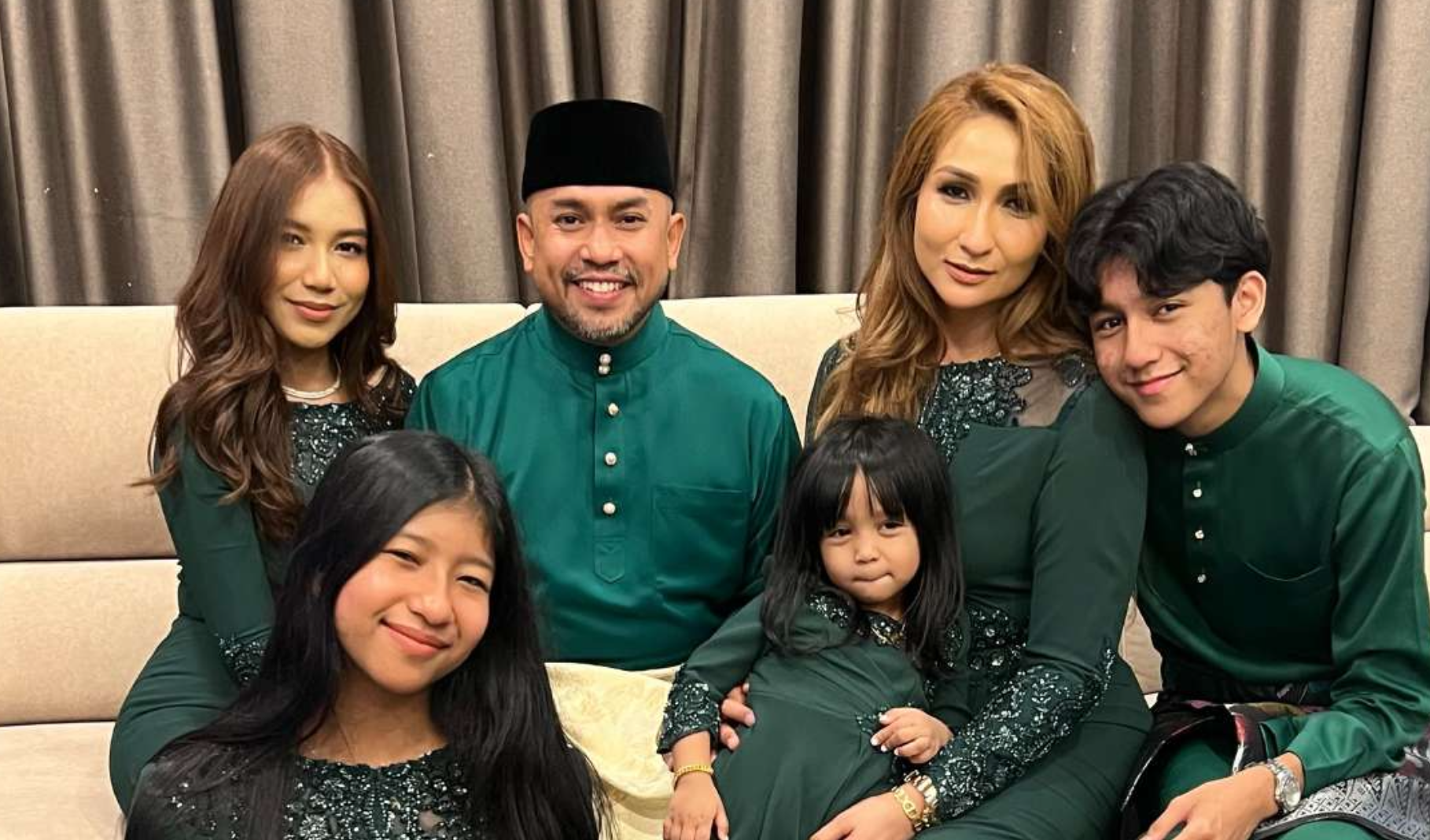 [VIDEO] Komunikasi, Jaga Penampilan, Makan & Mandi Bersama Antara Tips Kak KM Kekalkan ‘Spark’ Dalam Rumah Tangga