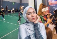 [VIDEO] Berambut Perang Ketika Main Badminton, Aprena Manrose Dah Buka Tudung?