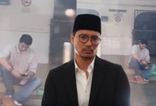 [VIDEO] Individu Terserempak Dengan Fattah Amin Di Surau, Netizen Sayu Tengok – ‘Mungkin Hanya Pada Allah Tempat Dia Untuk Mengadu’