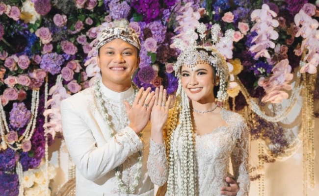 Rizky Febian & Mahalini Diarah Hadir Ke Mahkamah 4 November – ‘Mereka Belum Daftar Perkahwinan Selepas Lima Bulan Bernikah’