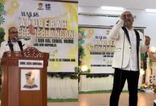 [VIDEO] Awie Rasmi Majlis Anugerah Sekolah, Netizen Puji Vokal Mantap Walaupun Guna Mikrofon & ‘Speaker’ Biasa