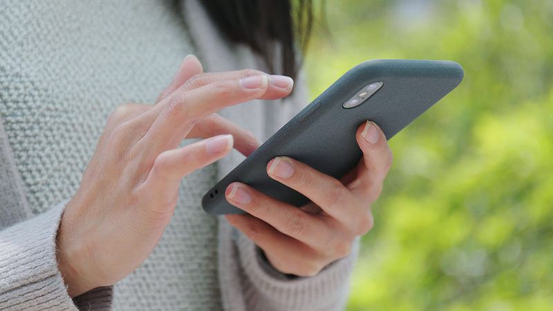 Isteri Terdetik Periksa Telefon Selepas Suami Meninggal Dunia – ‘Kecewa Betul, Kita Sayang Dia Beria’