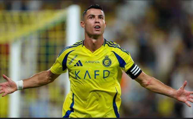 Bekas Rakan Pasukan Dedah Cristiano Ronaldo Tertarik Mahu Peluk Islam – ‘Setiap Kali Azan Dia Minta Jurulatih Hentikan Latihan’