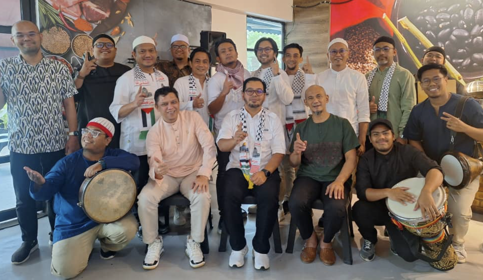 Zawfan & Mirwana Lancar Lagu ‘Dunia Indah Bersama’