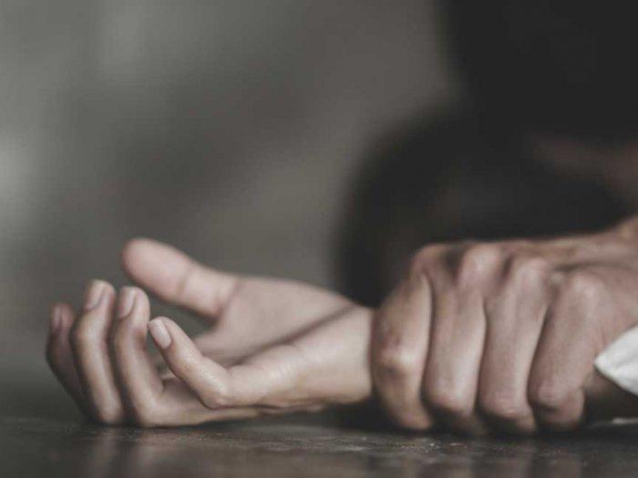 [VIDEO] Remaja Bawah Umur Jadi Mangsa Pemuas Nafsu 12 Lelaki – ‘Mak Ayah Orang Alim’