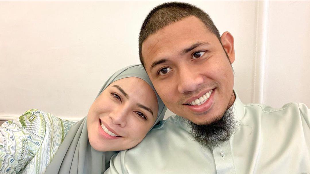 Nabil Ahmad Tak Sengaja ‘Tayang’ Aurat Isteri, Tak Sangka Video Viral – ‘Saya Nampak Dia Macam Pakai Tudung’