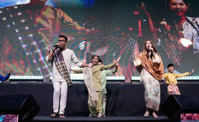 Razak A’ai Kekalkan Konsep Tradisi Dalam Lagu Raya, Gabung Bersama Khaleesi & Mortal Rhyme Dalam ‘Ala Joget Raya’