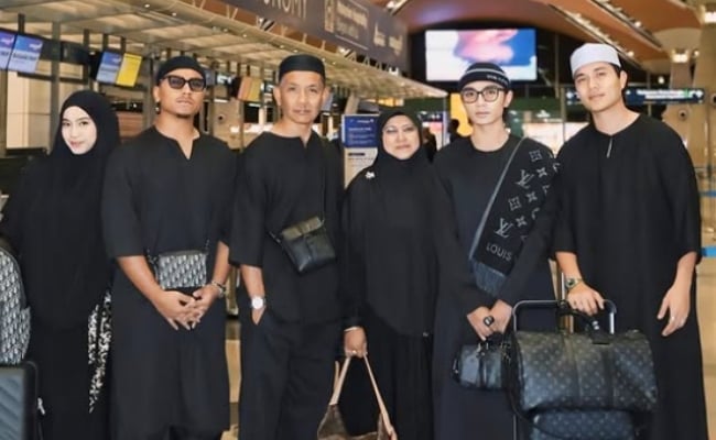 [VIDEO] Ojen Syukur Dapat Bawa Keluarga Sambut Ramadan Di Tanah Suci – ‘Pengalaman Paling Mahal Dalam Hidup’
