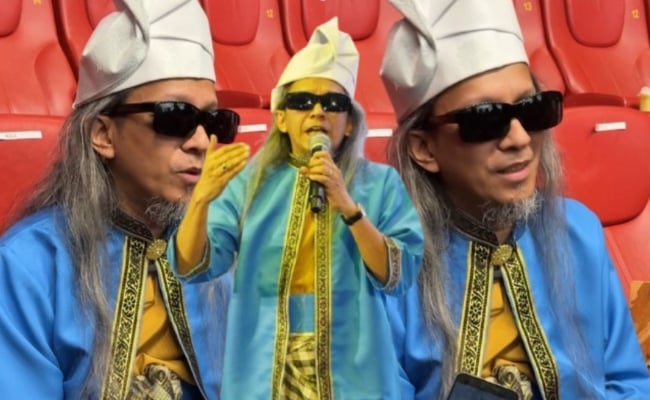 [VIDEO] Saiful Apek Setia Menunggu Kepulangan Yassin, Ingin Hentikan ‘Dosa Kering’ Berleluasa – ‘Lebih Afdal Tuan Badan Cerita’