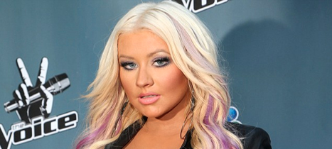 Purple Highlight Pilihan Christina Aguilera!
