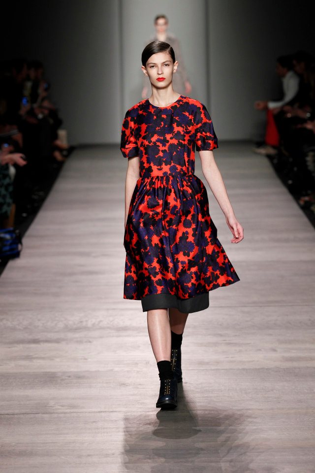 Marc Jacobs Mengegarkan Si Pencinta Fesyen Dengan Koleksi 2012!