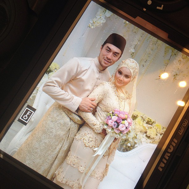 18 Foto Majlis Pernikahan Khairul Fahmi (Apex) & Leuniey Natasha