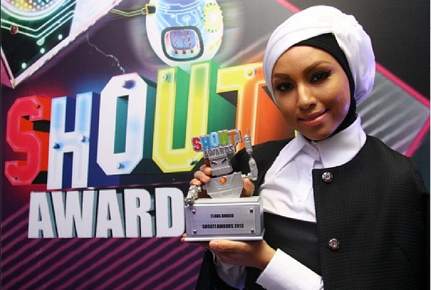 Isu Hijab – Selepas 5 Bulan Berhijrah, Mizz Nina Kini Jadi Tumpuan Media Antarabangsa