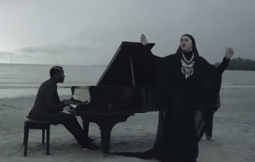 [VIDEO] Najwa Mahiaddin Hasilkan Lagu Sempena Peristiwa Pemecatan Bapanya?